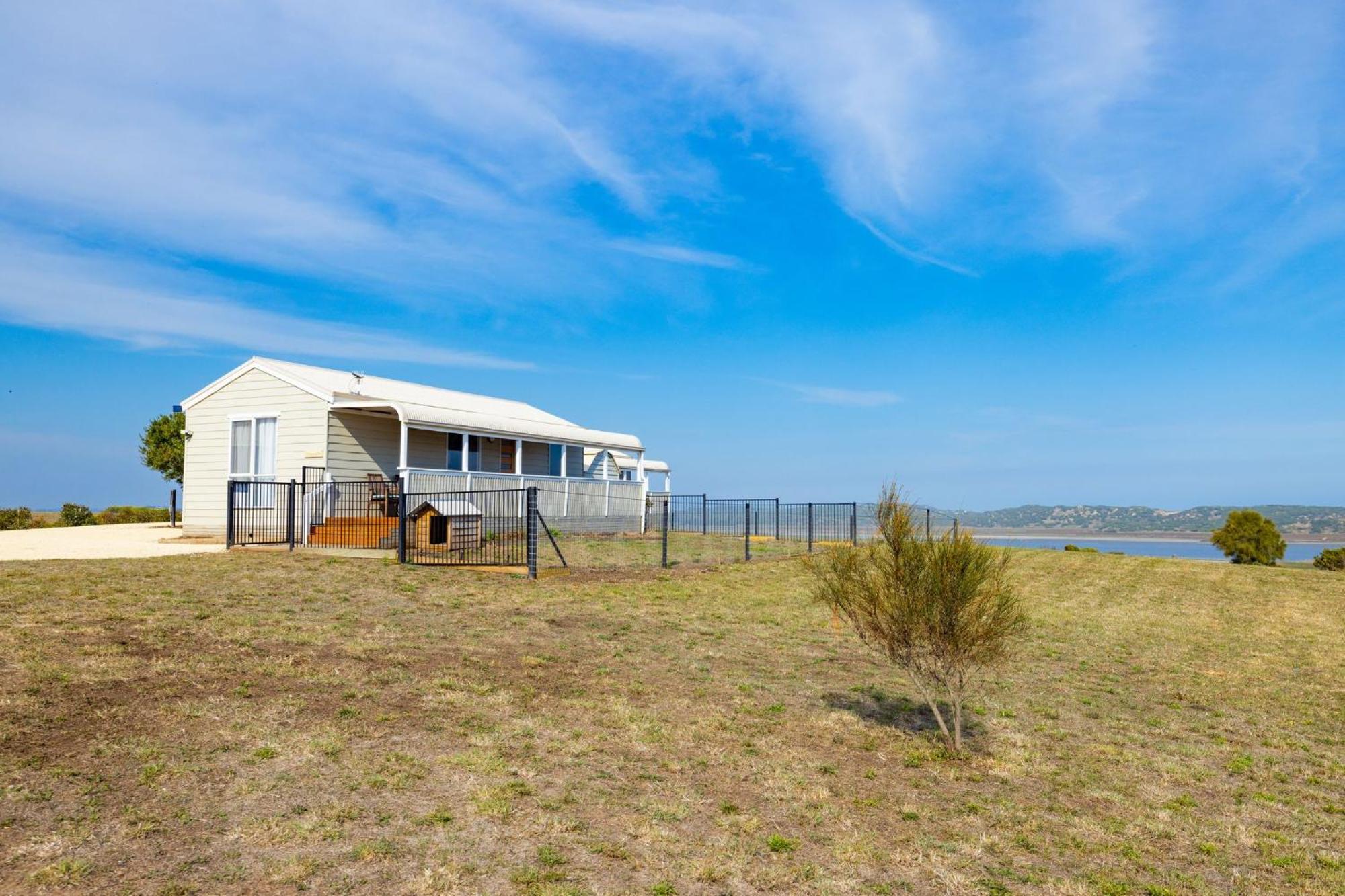 High View Family Cottages Warrnambool Bagian luar foto